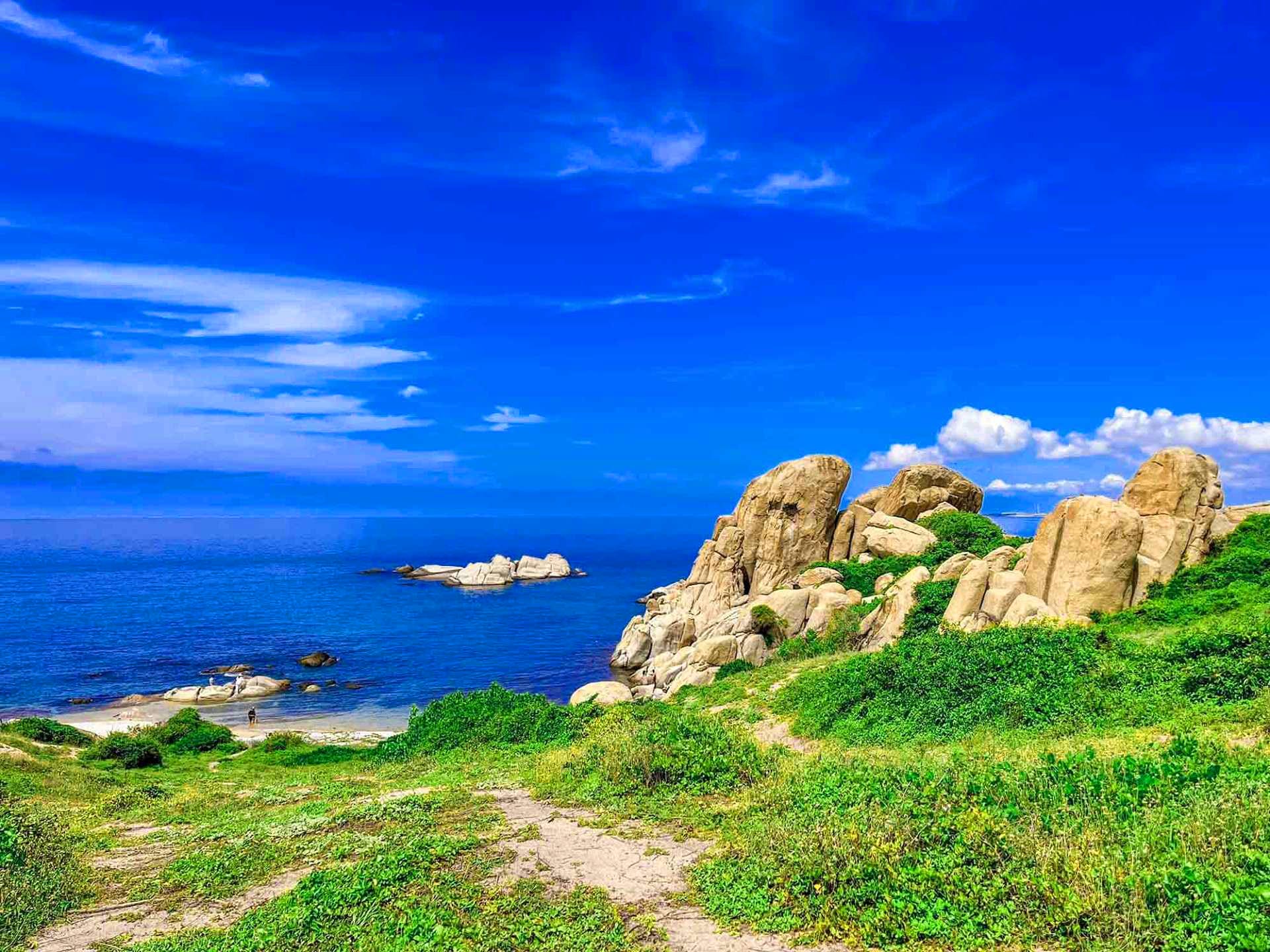 Blog du lịch, tour, du lịch Tháng 4 hành trình rực rỡ giữa rừng biển và phố mùa hoa