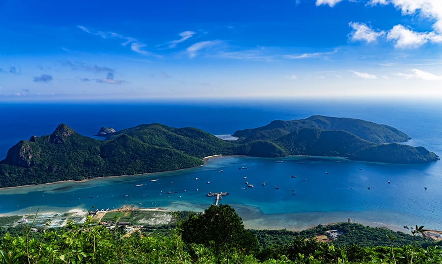 Du lịch Việt Nam, tour di sản, đi một vòng để thấy đất nước đẹp đến nao lòng