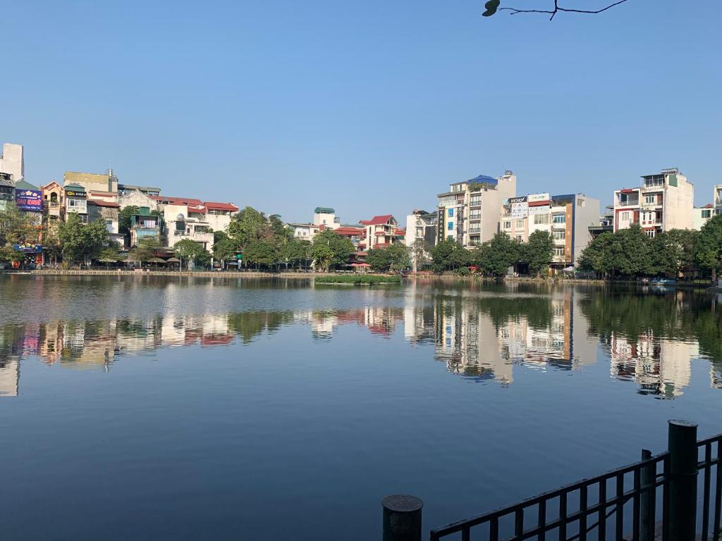 Lakeside House Hanoi, Điểm Lưu Trú Lý Tưởng Gần Chùa Một Cột, Hồ Tây Và Các Danh Thắng Nổi Tiếng