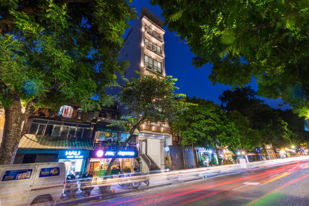 Avani Central Hanoi Hotel, không gian nghỉ dưỡng sang trọng với tầm nhìn thành phố