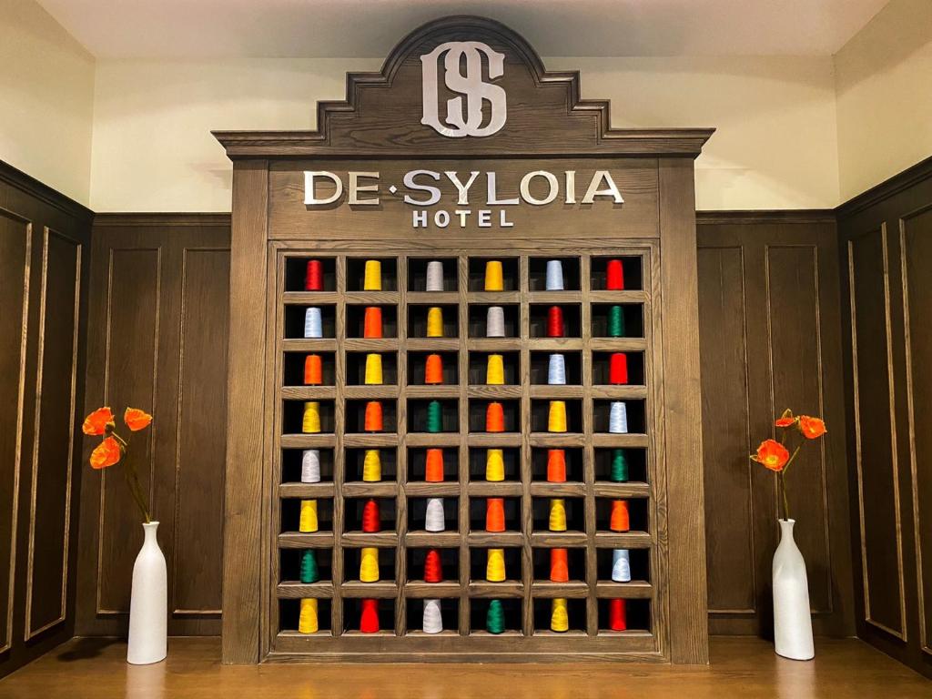 De Syloia Hotel, Biệt Thự Pháp Cổ Giữa Phố Cổ Mà Ai Cũng Muốn Trốn Vào