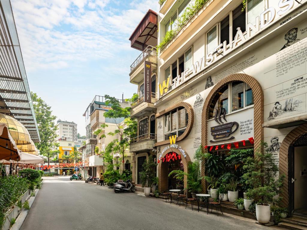 Review Elegant Suites Nguyễn Hữu Huân – Ở Một Tuần Là Muốn Dọn Hẳn Vào Ở Với Hà Nội