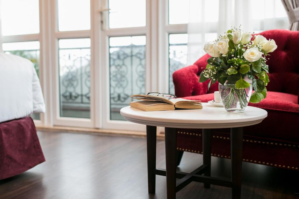 Flora Centre Hotel & Spa, Khách Sạn Sạch Nhất Phố Cổ Và Xanh Nhất Trong Tim