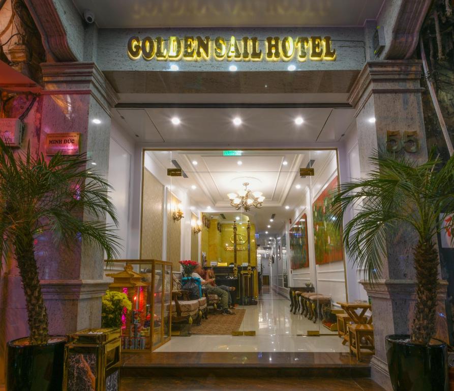 Golden Sail Hotel & Spa – Khách Sạn Vàng 24K Sang Nhất Chỉ 3 Phút Tới Ô Quan Chưởng