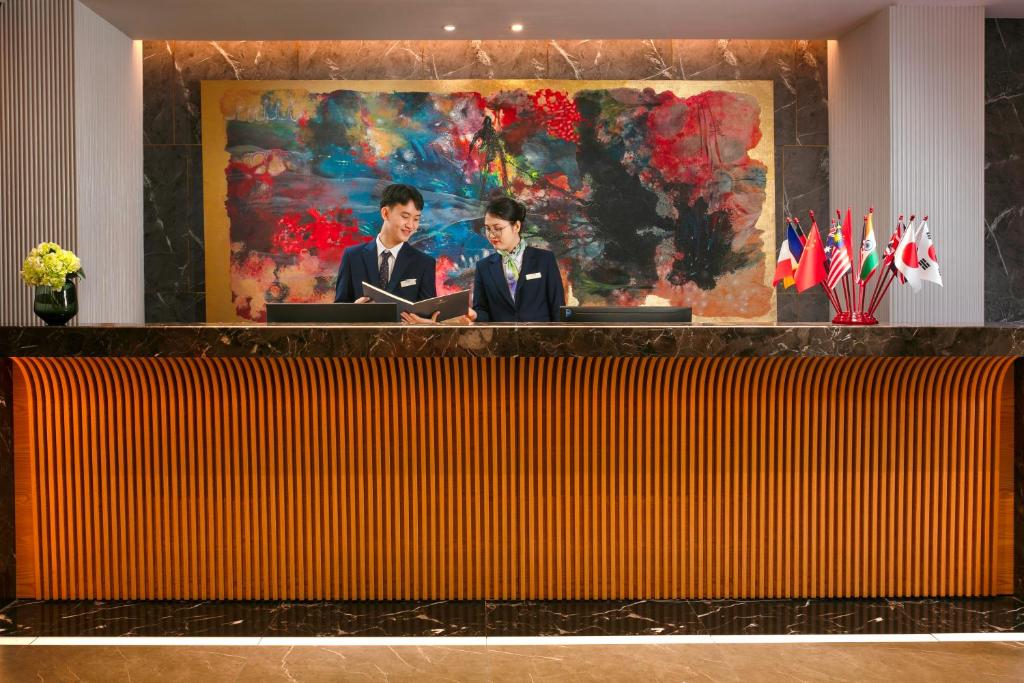 GRAND CITITEL Hanoi – Chỗ Ngủ Khiến Bạn Hủy Luôn Khách Sạn 5 Sao Cũ Vì “Sang Quá Không Chịu Được”