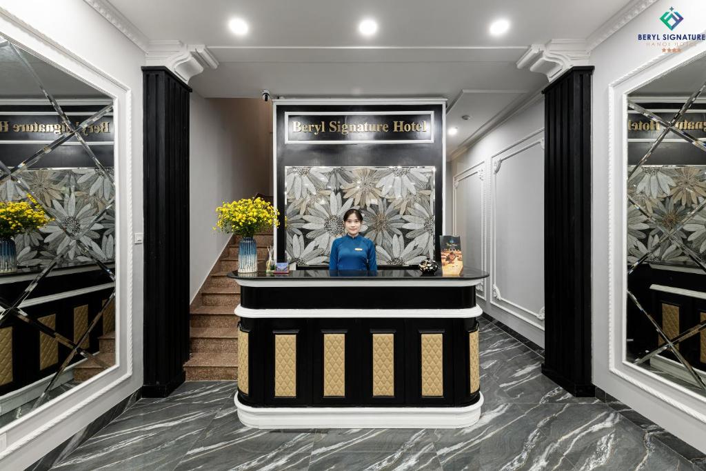 Review Beryl Xanh Nhà Thờ – Ở Một Đêm Là Muốn Đeo Kim Cương Lên Giường Ngủ