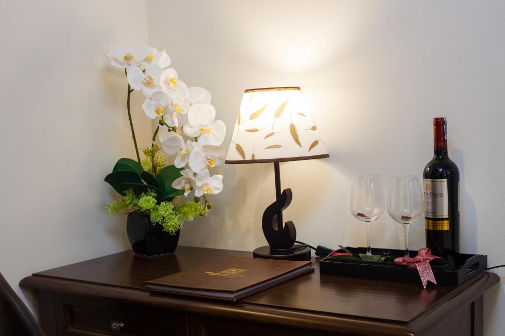 Hanoi Central Hotel & Residences – Căn Hộ Triệu Đô Giữa Phố Cổ, Chỉ 900 m Hồ Gươm