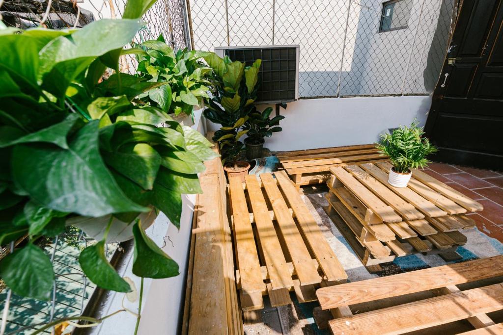 Review Hi.Home Tạ Hiện – Ở Một Đêm Là Quẩy Tới Sáng Luôn