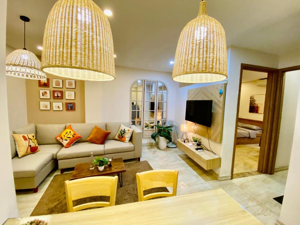 LaHomestay Phủ Doãn, Không Gian Tự Chủ Với Chỗ Đậu Xe Riêng Gần Hồ Hoàn Kiếm