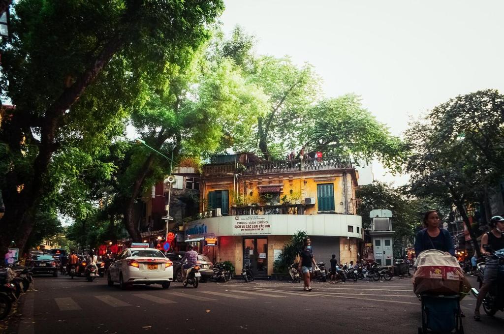 Leng Viethome 4 500m to Hoan Kiem Lake, Khu Vườn Ban Công Gần Ô Quan Chưởng